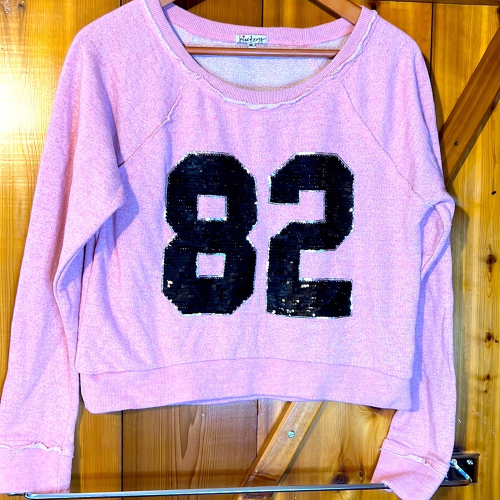 Kiss & cry sweater
